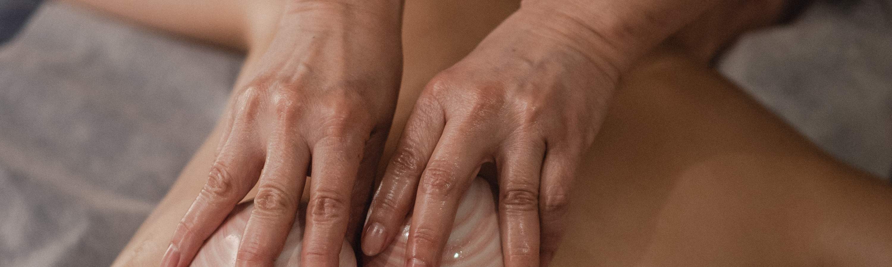 ホットシェルオイルマッサージ